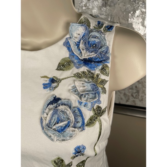 Alice + Olivia Clyde Floral Embroidered and Beaded White Mini Dress Size 0 - Picture 4 of 8